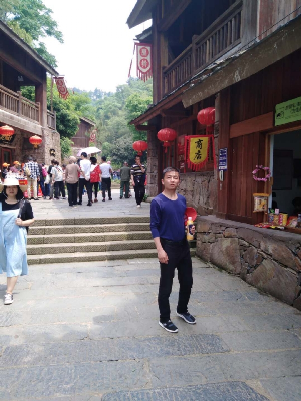 LX的第一张照片--开封相亲服务中心