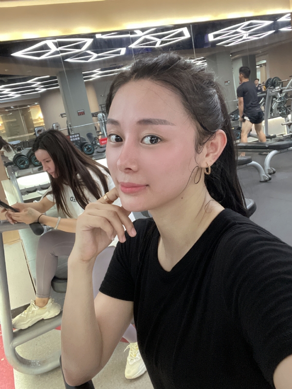 凉人心的第二张照片--开封相亲服务中心