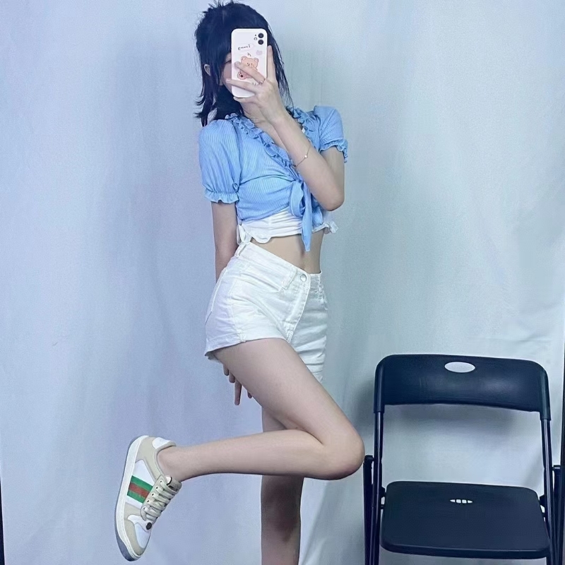 宝宝的第一张照片--开封相亲服务中心