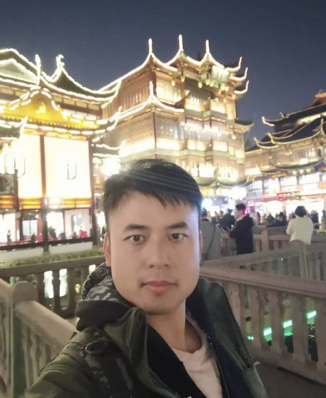 何先生he的第一张照片--开封相亲服务中心