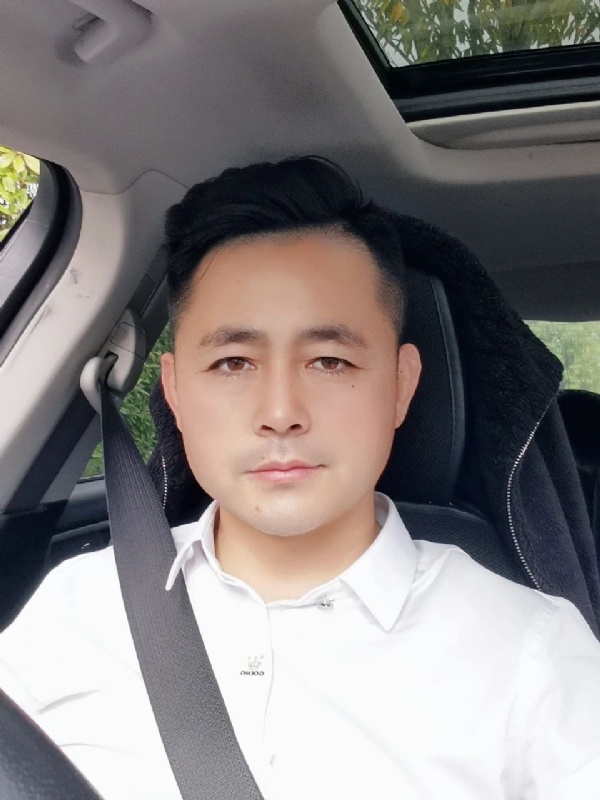 阿华大人的第一张照片--开封相亲服务中心