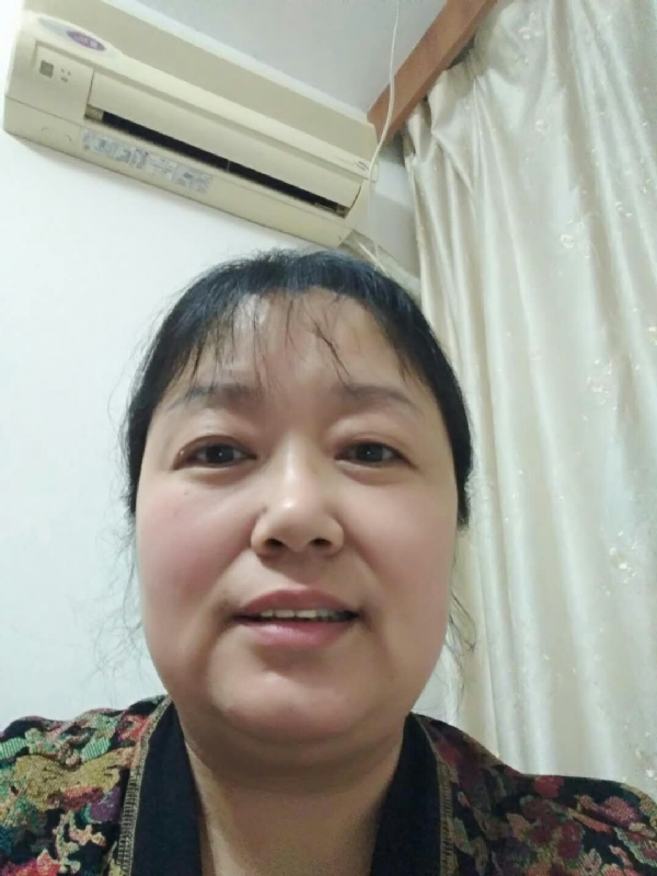 雨中漫步的第一张照片--开封相亲服务中心