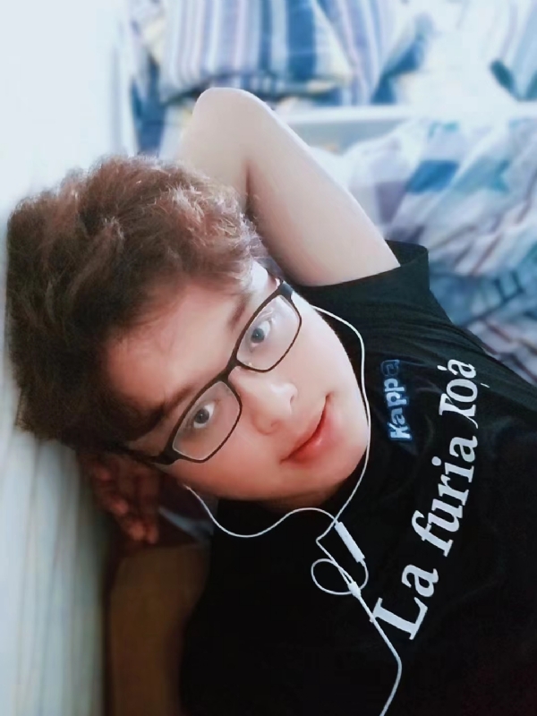 默铭芷的第一张照片--开封相亲服务中心