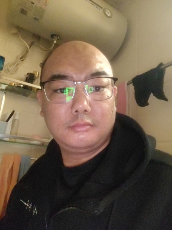 小胖子的第一张照片--开封相亲服务中心