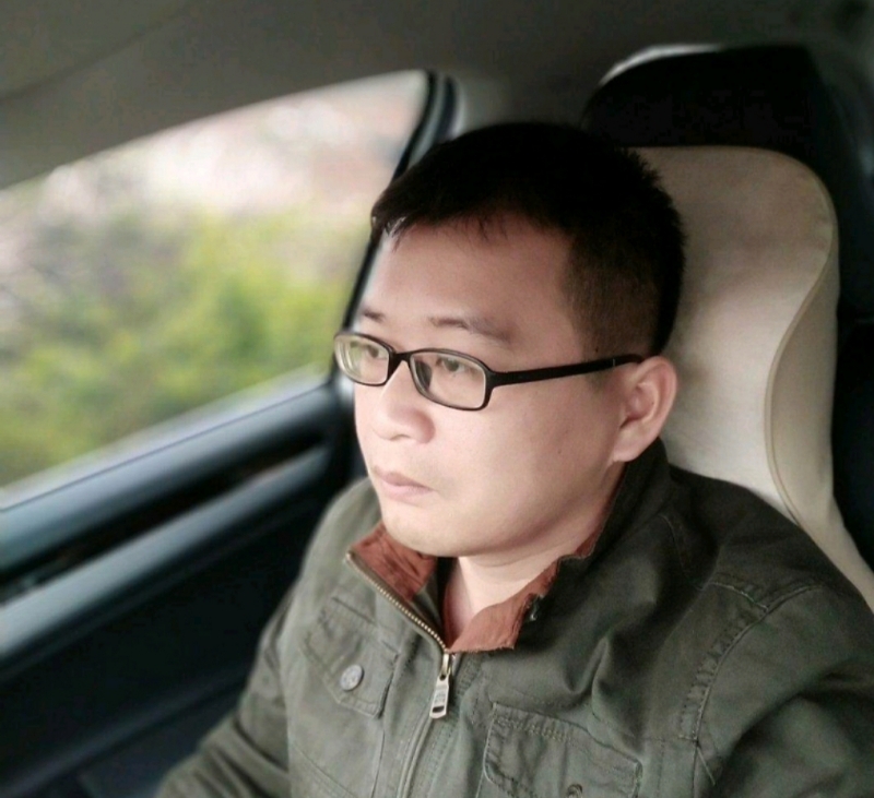 海风吹动你的心的第一张照片--开封相亲服务中心