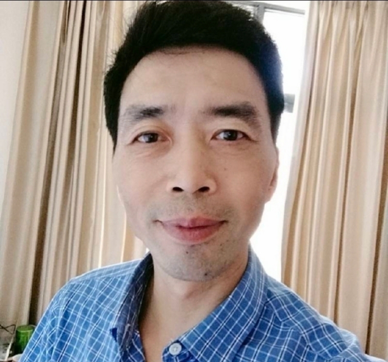 零距离的第二张照片--开封相亲服务中心