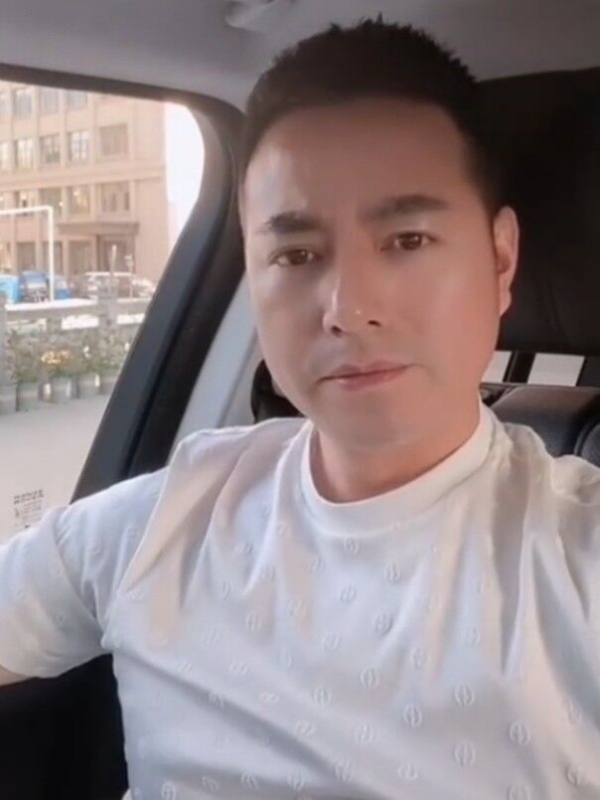 勿忘初心的第一张照片--开封相亲服务中心