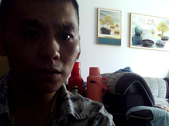 为爱而奋斗的第一张照片--开封相亲服务中心