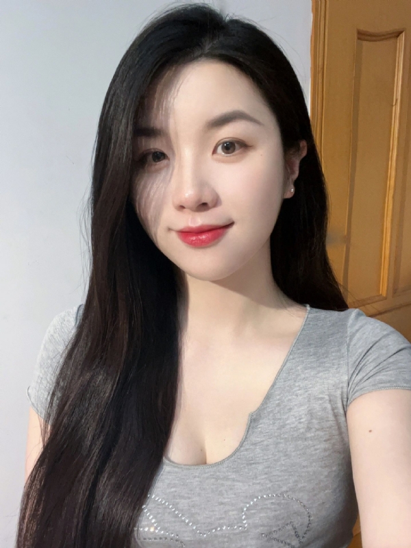 乔乔在寻爱的第二张照片--开封相亲服务中心