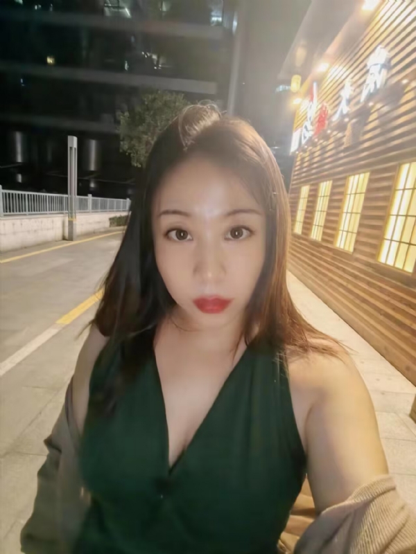 叶子青青的第三张照片--开封相亲服务中心