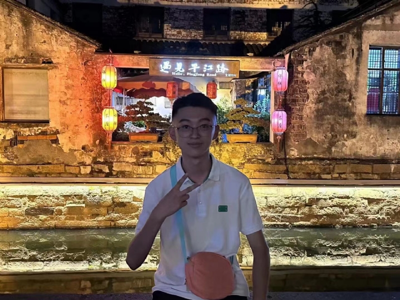 李四的第一张照片--开封相亲服务中心