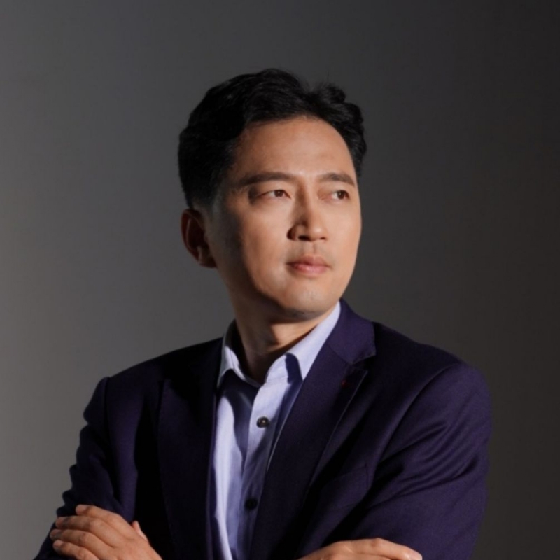 诗与远方的第一张照片--开封相亲服务中心