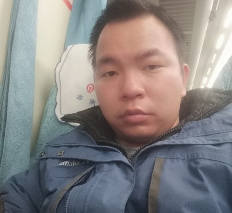 淡定的第一张照片--开封相亲服务中心