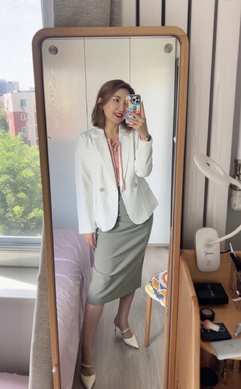 丽波的第三张照片--开封相亲服务中心