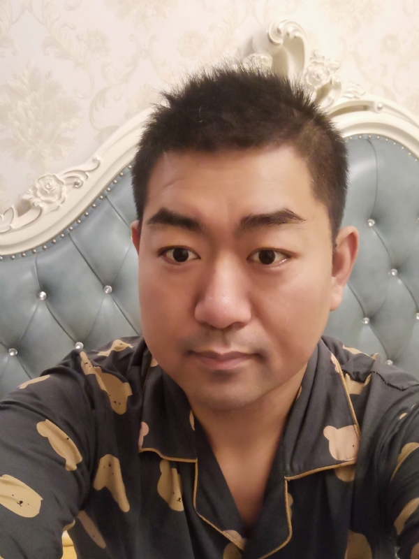 曾经的第一张照片--开封相亲服务中心