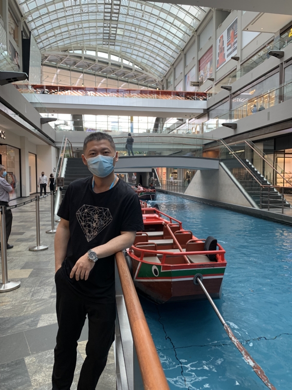 冬天的第一张照片--开封相亲服务中心