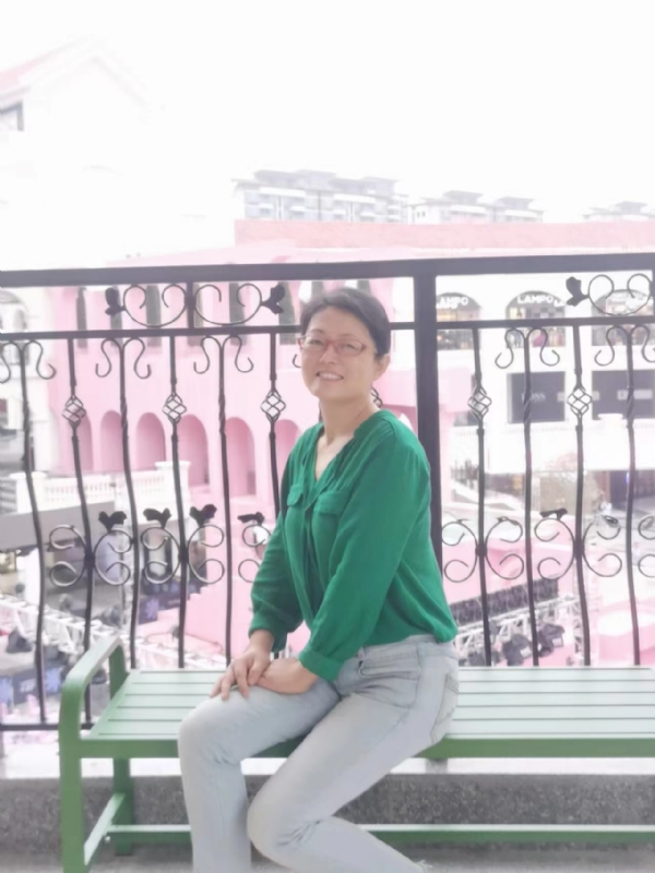 丽华的第四张照片--开封相亲服务中心