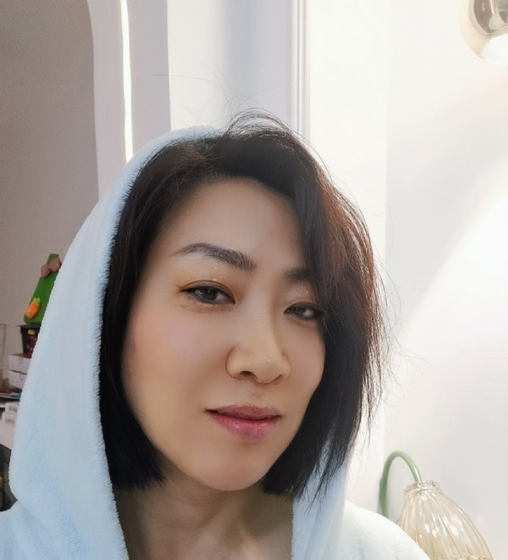 火玫瑰的第一张照片--开封相亲服务中心