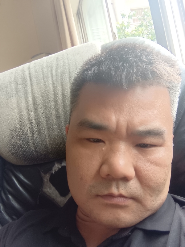 路人的第一张照片--开封相亲服务中心