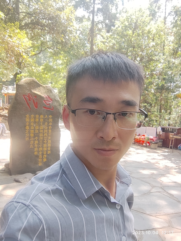 未来可期的第一张照片--开封相亲服务中心