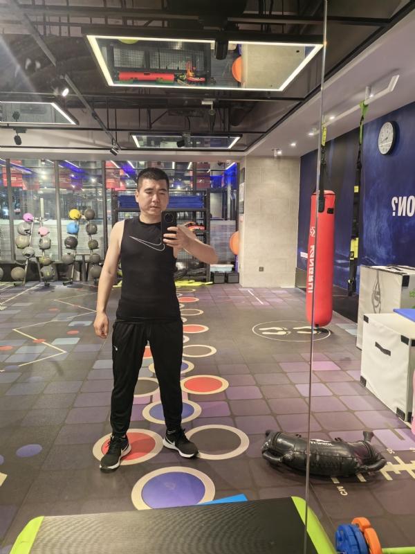 哈哈哈哈哈的第一张照片--开封相亲服务中心