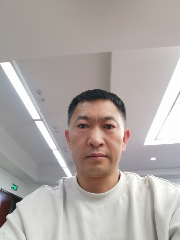 知足常乐的第一张照片--开封相亲服务中心