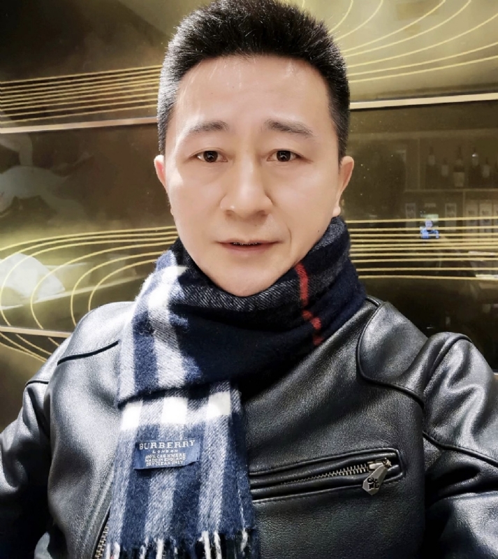 情到深处的第一张照片--开封相亲服务中心