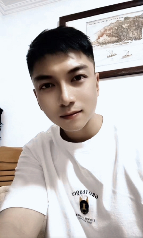 正直的火焰的第一张照片--开封相亲服务中心