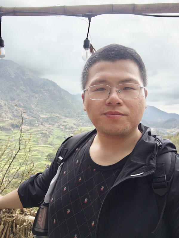 青山的第三张照片--开封相亲服务中心