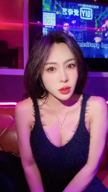 素素可月的第一张照片--开封相亲服务中心