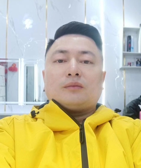 曾哥的第一张照片--开封相亲服务中心