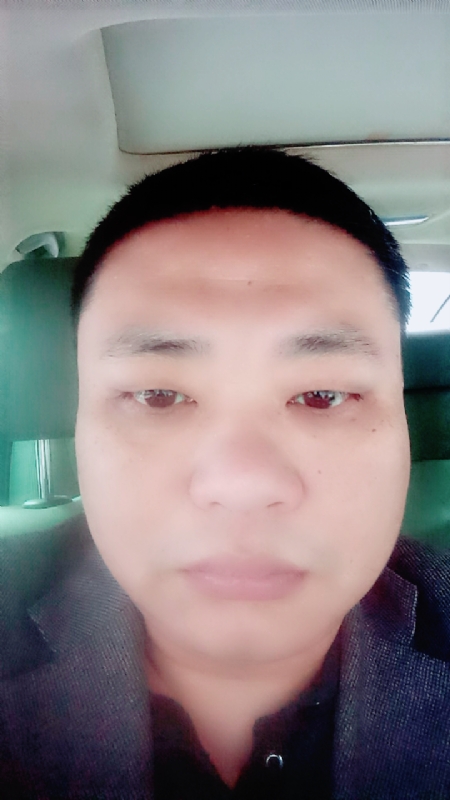 向日葵的第一张照片--开封相亲服务中心