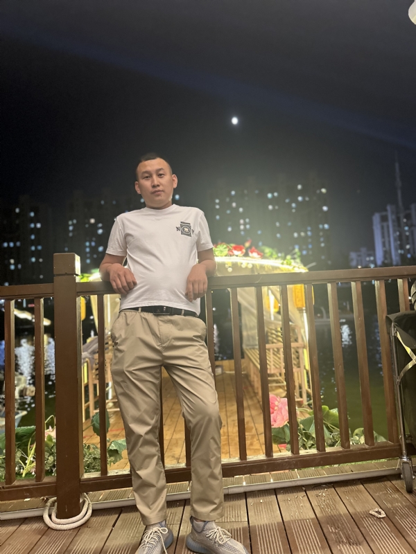 大超的第一张照片--开封相亲服务中心