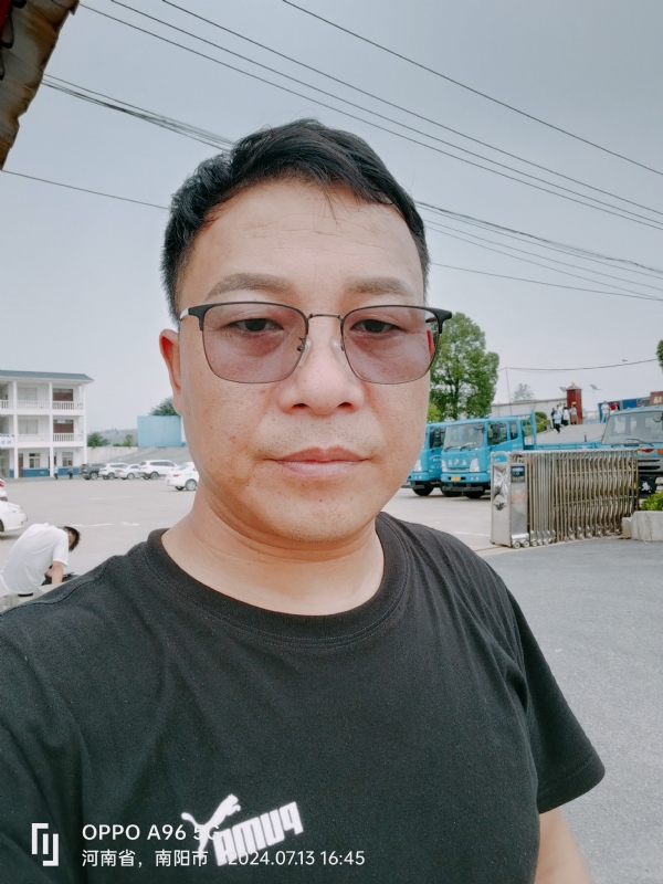 楚辞的第二张照片--开封相亲服务中心