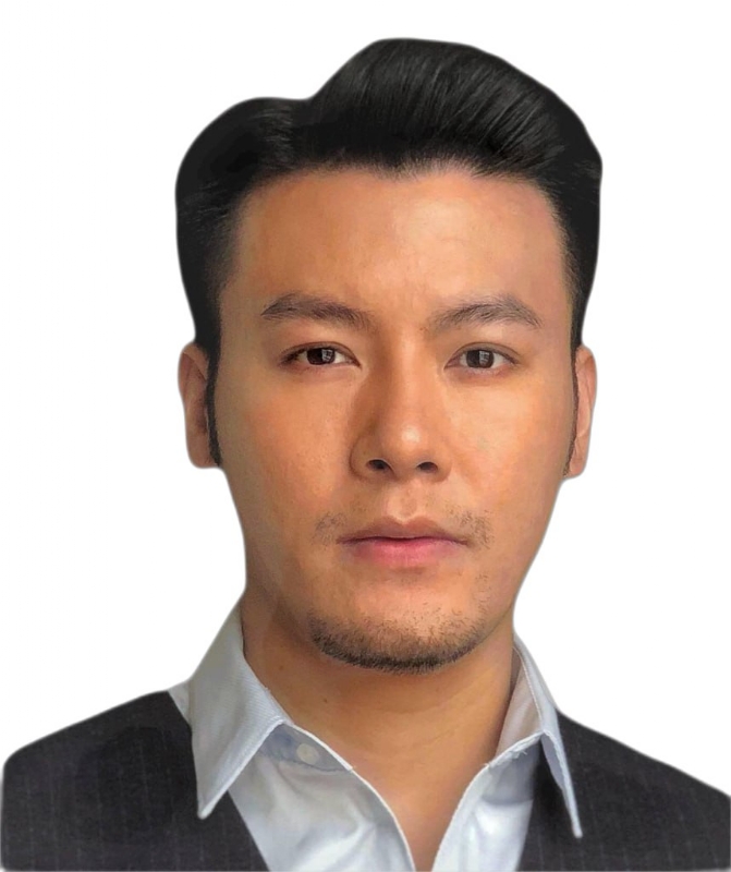 怀揣梦想的第一张照片--开封相亲服务中心