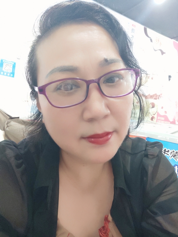 娜财娜福的第一张照片--开封相亲服务中心