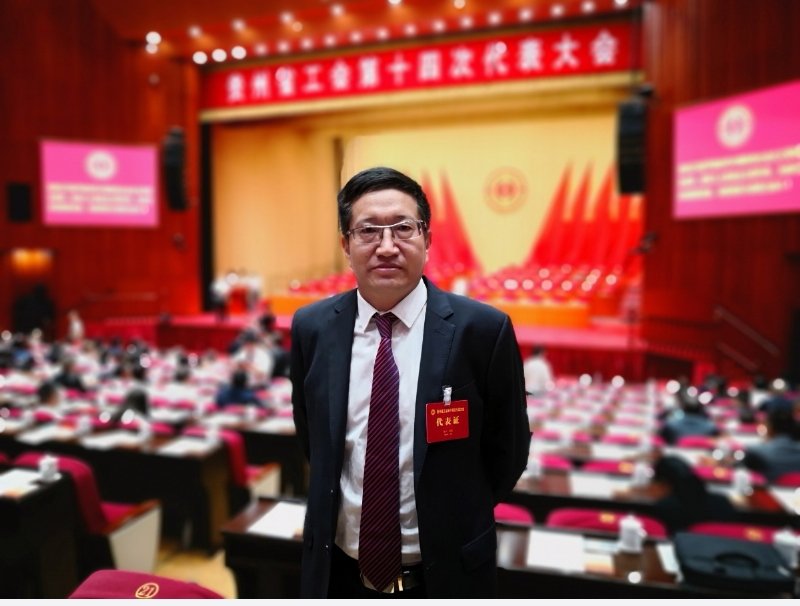 蓝天雁的第一张照片--开封相亲服务中心