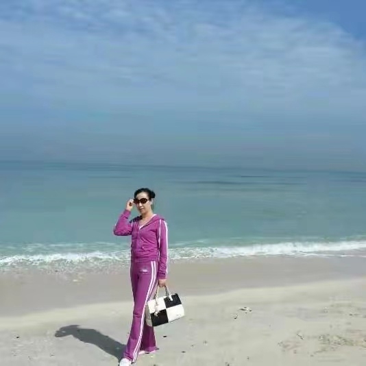 红红的第一张照片--开封相亲服务中心