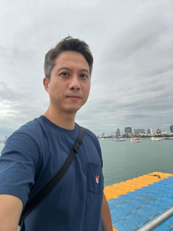 戍边的第一张照片--开封相亲服务中心