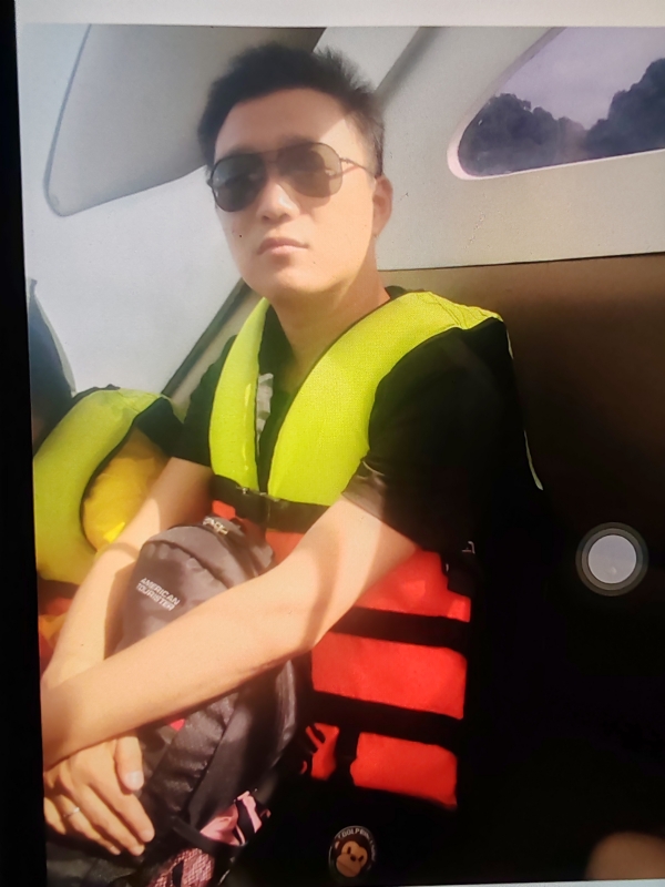 座看烟霞散的第一张照片--开封相亲服务中心