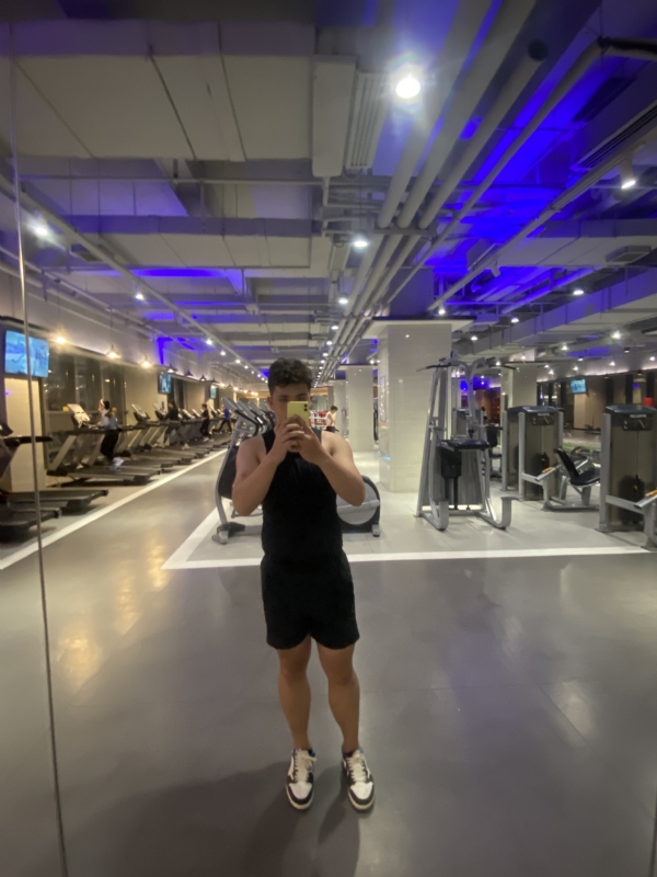 阿龙设计师的第六张照片--开封相亲服务中心