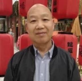 教师作家诗人的第一张照片--开封相亲服务中心