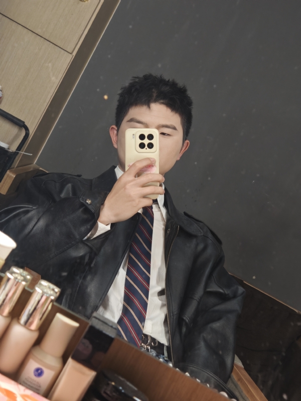 郝天翔的第一张照片--开封相亲服务中心