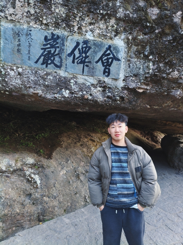 帅邓拖网速的第二张照片--开封相亲服务中心