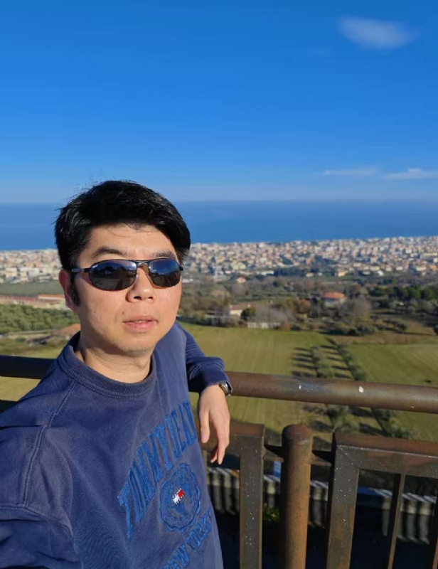 平心静气的第一张照片--开封相亲服务中心