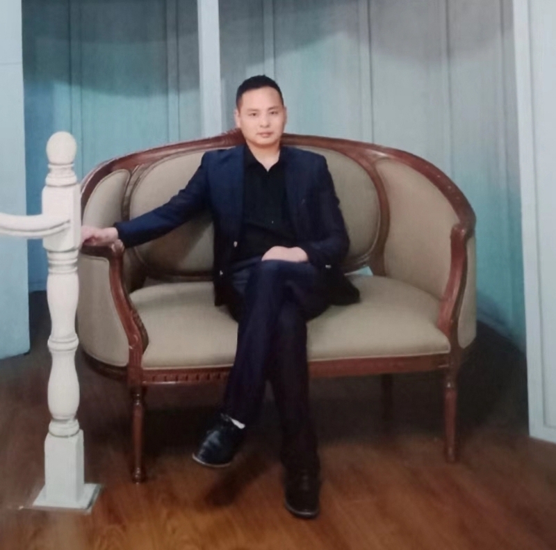 龙行天下的第二张照片--开封相亲服务中心