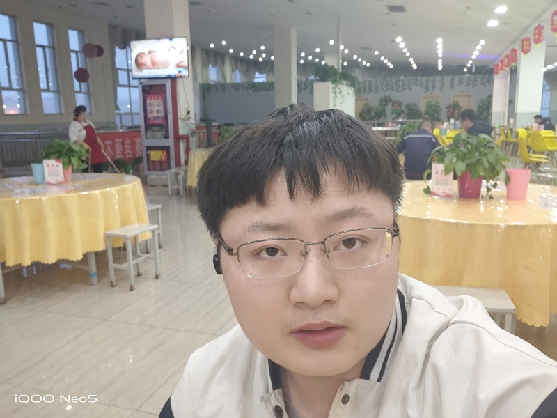 跳楼机的第一张照片--开封相亲服务中心