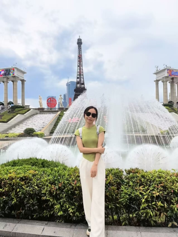 秋风落叶的第一张照片--开封相亲服务中心