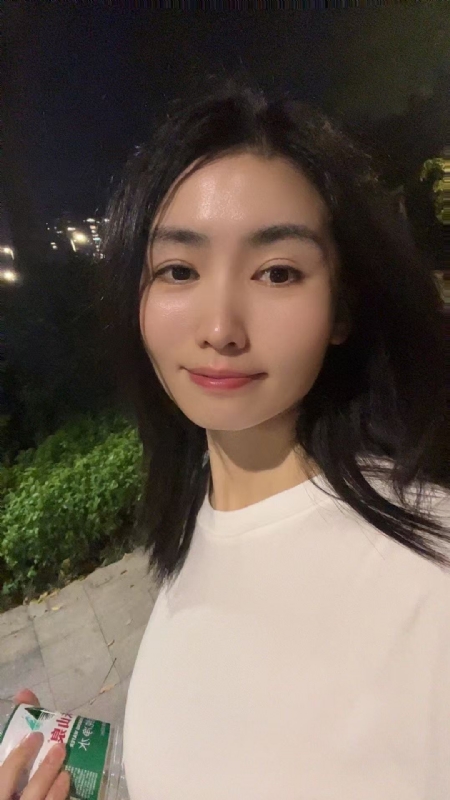 pan的第一张照片--开封相亲服务中心