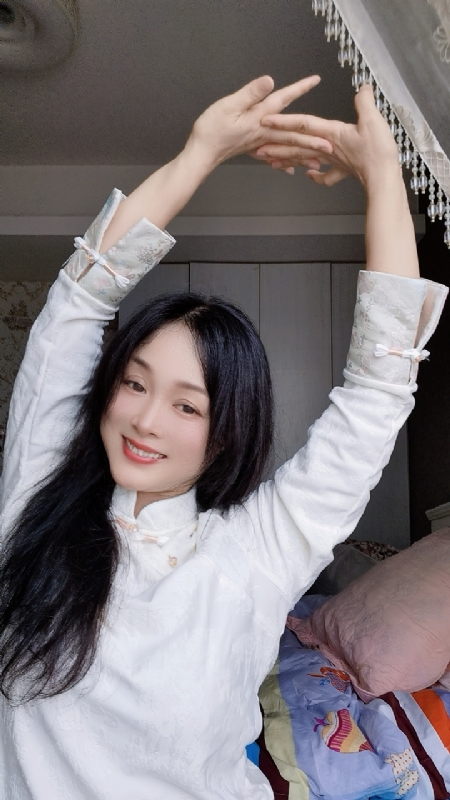 伊伊的第四张照片--开封相亲服务中心